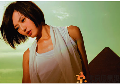 曝孙燕姿重庆演唱会后昏倒 揭其老公纳迪姆照片及个人资料