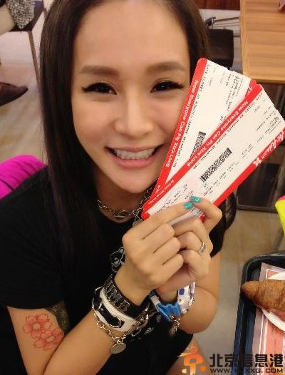 国光帮帮忙nana个人资料微博照片 与屈中恒是什么关系