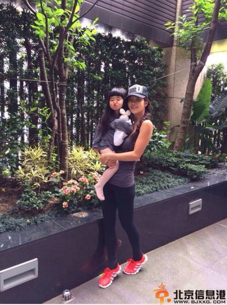 揭吴速玲微博资料 与曹格恋爱经历及生活照曝光