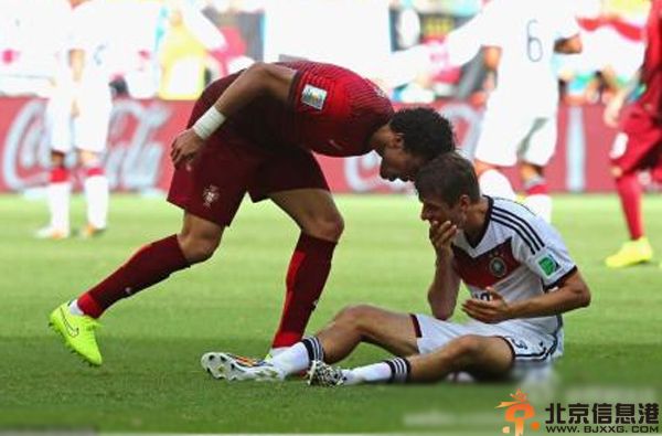 佩佩红牌是怎么回事 揭科佩勒拉维兰利马费雷拉个人资料