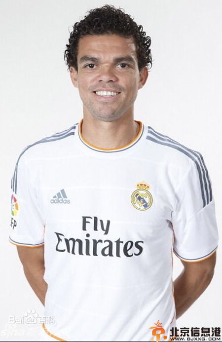 佩佩红牌是怎么回事 揭科佩勒拉维兰利马费雷拉个人资料