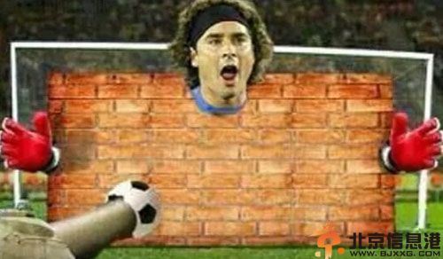 墨西哥门将奥乔亚个人资料比赛记录 神扑6球0-0逼平巴西