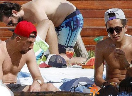 里贝里扇耳光事件是怎么回事 疑吸食大麻图片内幕曝光