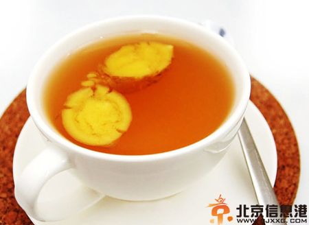蜂蜜水什么时候喝最好 蜂蜜水的作用与功效
