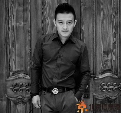 演员夏铭浩女友是谁 揭个人资料微博十送红军演技获赞