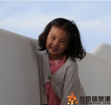 吴镇宇儿子Feynman费曼个人资料照片 与黄多多黄忆慈备受欢迎