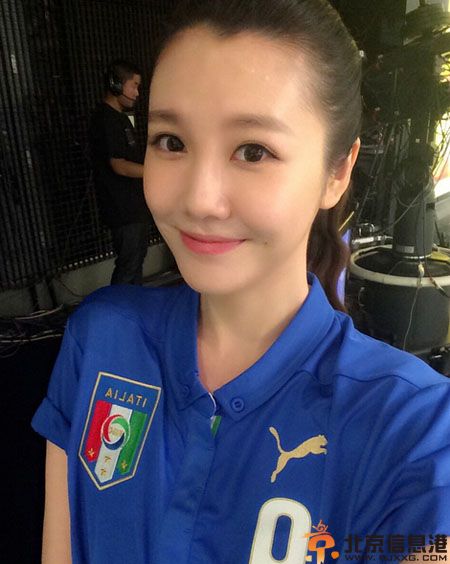 央视主播刘语熙微博个人资料曝光 海量生活比基尼照曝光