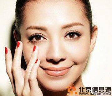 眼睛浮肿怎么消除 教你如何快速去浮肿