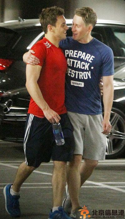 汤姆戴利男友达斯汀·兰斯·布莱克资料 承认出柜曝亲吻照