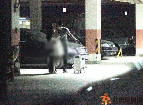 曝陈思成出轨门女主角与正牌男友忘情激吻 揭其个人资料及微博