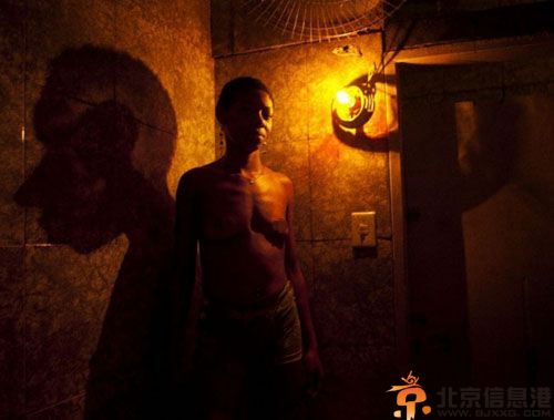 巴西世界杯女孩村米莫萨生活原貌图片 性工作者服务仅12美元