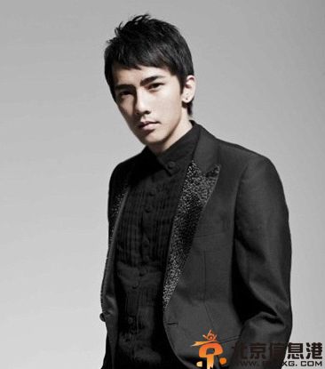 模特刘雨柔哥哥刘雨凯个人资料 被沈玉琳强吻照片曝光