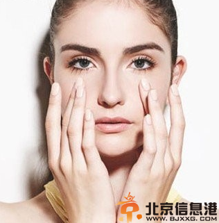 盘点去除黑眼圈的方法 让你告别熊猫眼