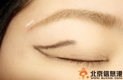 眼影怎么画好看 助你打造奢华欧美金属眼妆