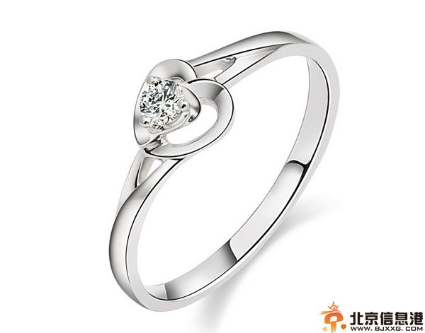 结婚钻戒怎么选 从材质工艺等方面选婚戒