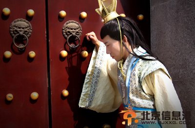 演员孔郁个人资料 澄清整容传闻力证健身效果