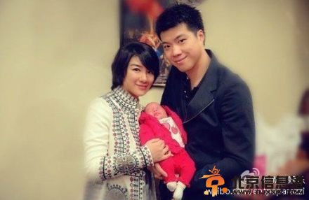 黄奕黄毅清夫妻闹剧剧终 黄毅清发微博称掌握黄奕密会富商酒店监控视频