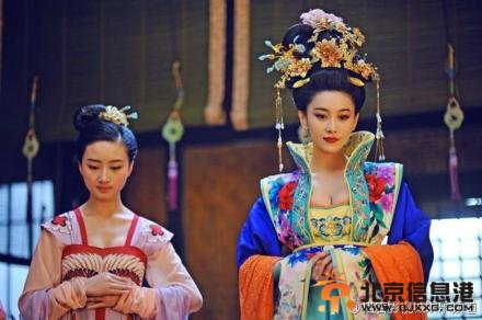 电视剧《武则天》张馨予剧照造型高清大图 张馨予饰演萧淑妃挤胸性感