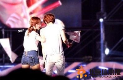 边伯贤泰妍恋爱细节 凌晨两点后见面享受长时间约会