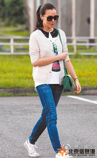 郭台铭老婆曾馨莹怀孕4个月 第三胎性别未知