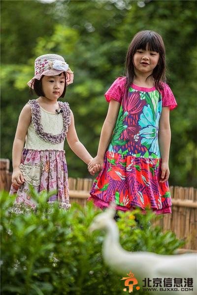 neinei和她的小伙伴妞妞