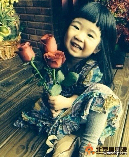 爸爸去哪儿第二季曹格女儿grace曹恩华资料照片 爸爸2姐姐grace生活照