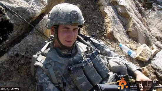 美士兵单人对抗200名塔利班被授英雄勋章(图)