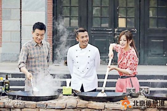 谢霆锋做饭手艺获赞赵薇：能锁住无数<a href='http://www.bjxxg.cn/health/liangxing/' target='_blank'><u>女人</u></a>心（图）