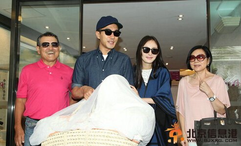 杨幂生小糯米前淡定网购不急复出 刘恺威盼生二胎