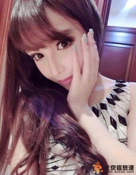 清纯北舞校花约战苍井空 撕球衣露乳隔空叫板