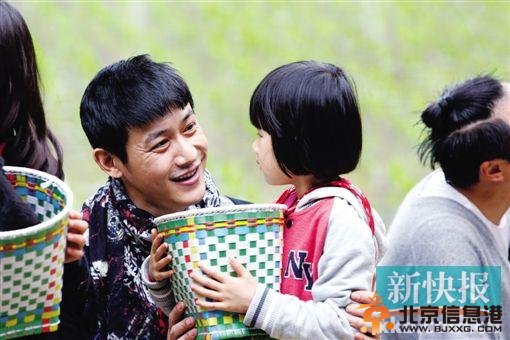 陆毅获爱女送女装回应：我还是很感动（图）