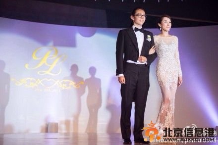 潘石屹儿子潘瑞婚礼现场超梦幻 新娘廖婧露胸艳照曝光美艳动人！