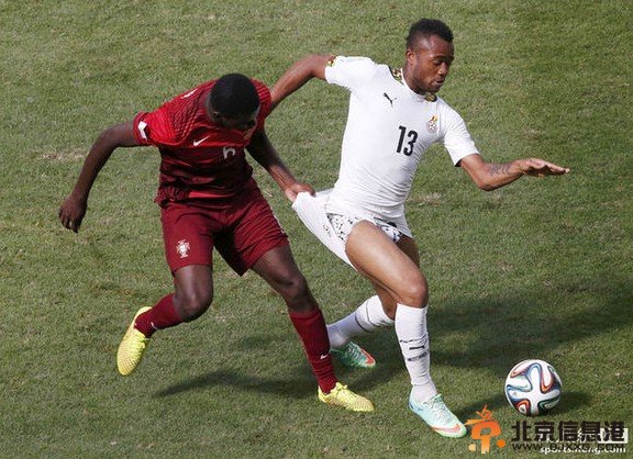 世界杯尴尬一幕 加纳球星被拽脱秋裤世界杯卧草排名巴西最多