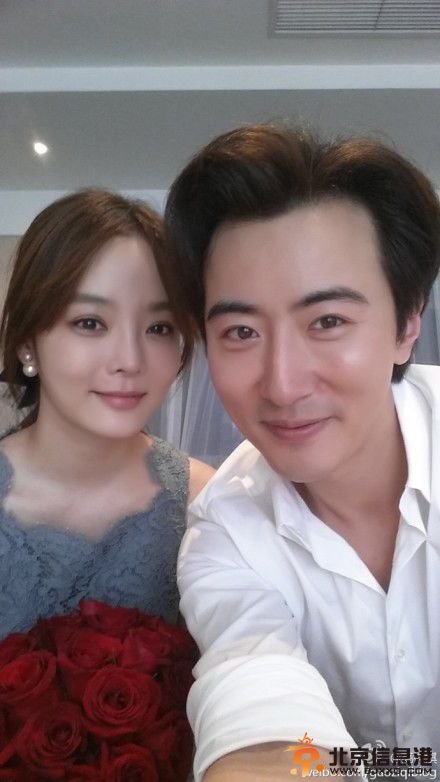 高梓淇向蔡琳求婚 跨越国籍的爱恋感动网友“又相信爱情了”