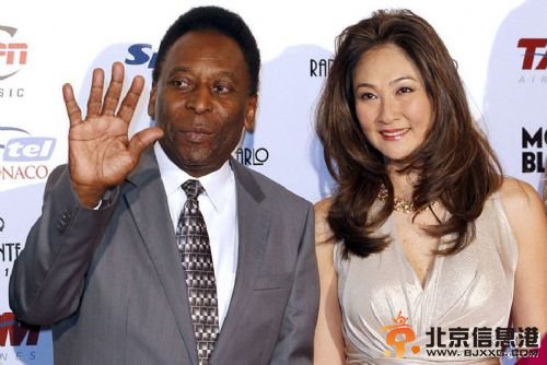 贝利妻子系巴西籍日本后裔 两人在车库中偶然相识