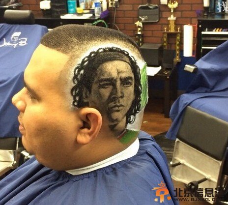 发型师剪出球星发型 栩栩如生与照片无差【图】