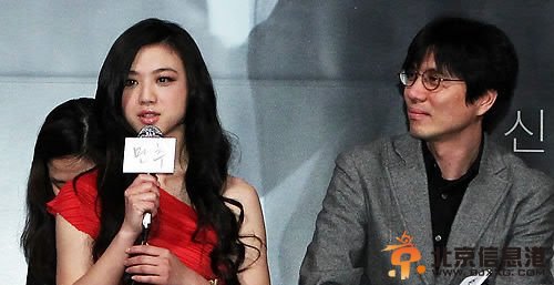 汤唯牵手《晚秋》导演秋天办婚礼 韩网友叹可惜