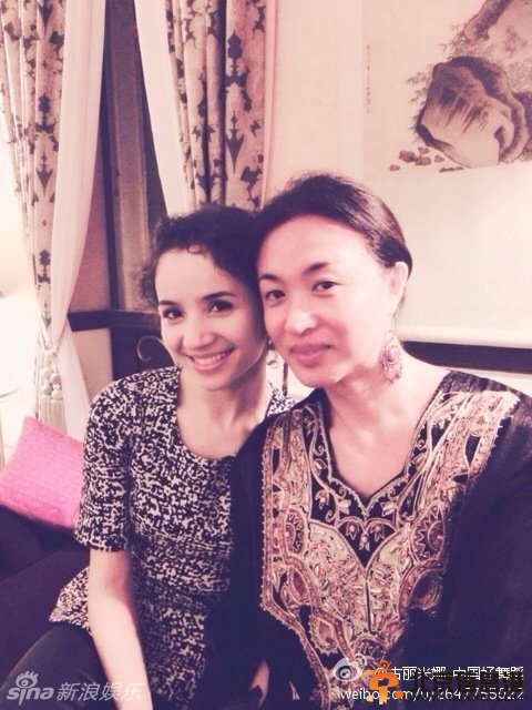 好舞蹈辣妈夺冠 性感辣妈古丽米娜生活照曝光 女儿萌翻网络