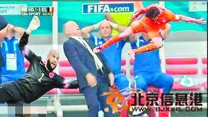 世界杯最搞球队！阿根廷主帅晕倒超逗比 阿神曲讽巴西“迎爹地啥感觉” 