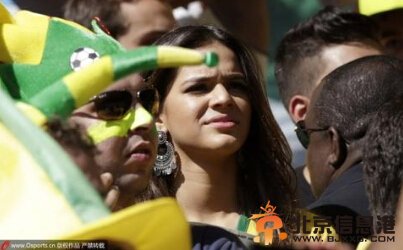 内马尔女友大哭 巴西小球迷痛哭萌化众人【图】