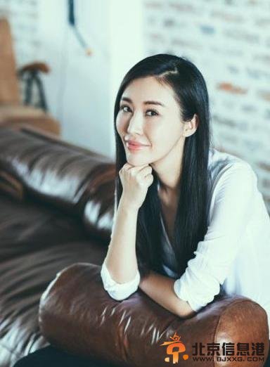 田朴珺再谈男闺蜜 自曝曾与2男同居的激情往事