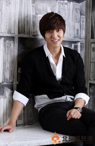 金秀贤李敏镐 顶级男神素颜PK（组图）