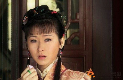 hold住齐刘海才是真美女 刘诗诗变脸郑爽清纯