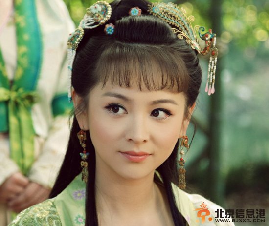 hold住齐刘海才是真美女 刘诗诗变脸郑爽清纯