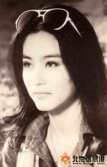 林青霞11亿豪宅奢华似皇宫 盘点林大美人那些美的让人窒息的照片（图）