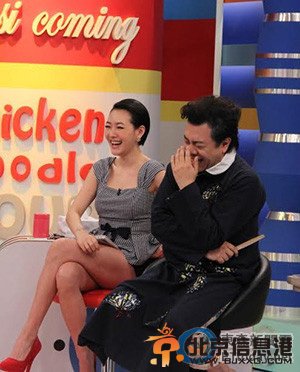 知名男星被曝玩一夜情小S：隐形眼镜差点吓掉