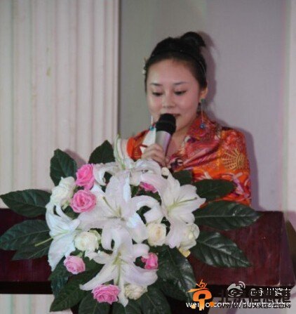 资料图：女主持人