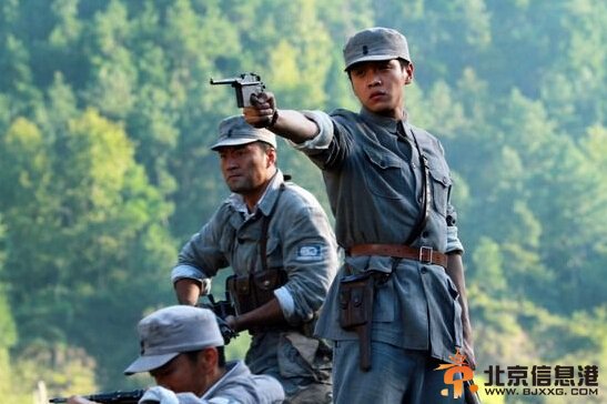 雪豹坚强岁月高清剧照