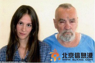 美国26岁女子爱上79岁杀人魔 将在狱中举办婚礼
