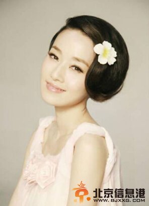 郭晶晶母乳喂哺儿子 揭人奶喂养的女明星